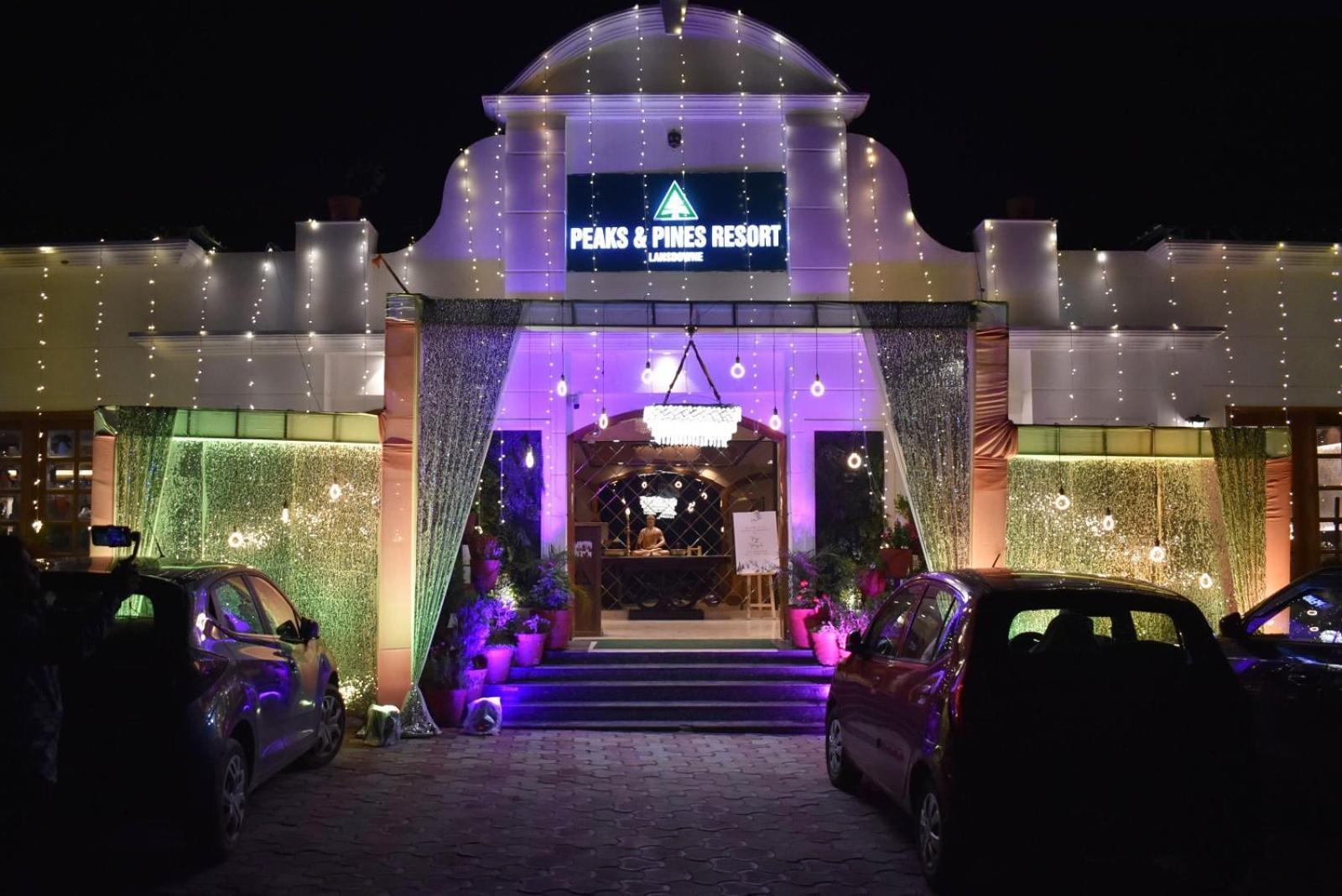 Peaks And Pines Resort Lansdowne Dış mekan fotoğraf